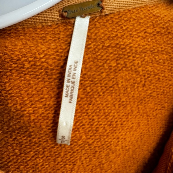 Free people - Picture 3 of 4